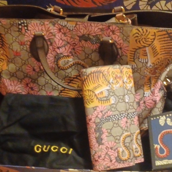 Authentic gucci bag - Picture 4 of 13